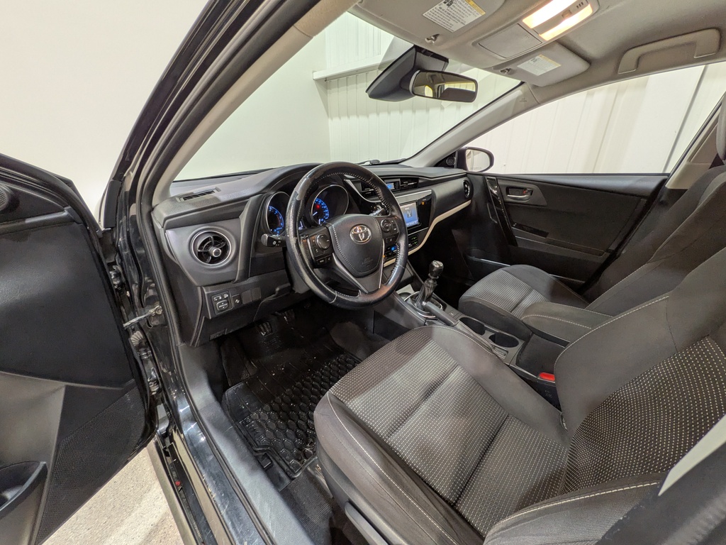 Toyota Corolla iM 2017