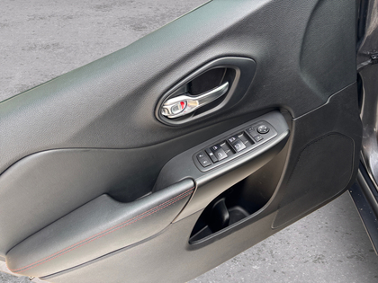 used 2021 Jeep Cherokee car, priced at $29,677