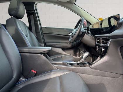 used 2025 Buick Encore GX car, priced at $29,651