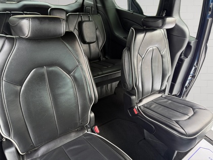 used 2025 Chrysler Pacifica car, priced at $44,921