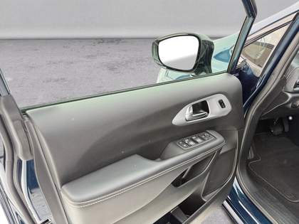 used 2025 Chrysler Pacifica car, priced at $44,921