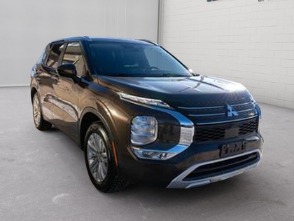 used 2024 Mitsubishi Outlander car, priced at $34,875
