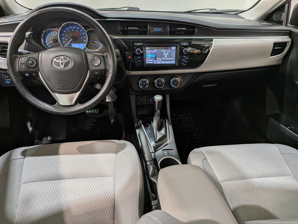 Toyota Corolla 2015