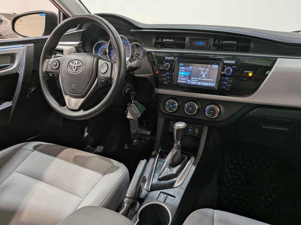 Toyota Corolla 2015
