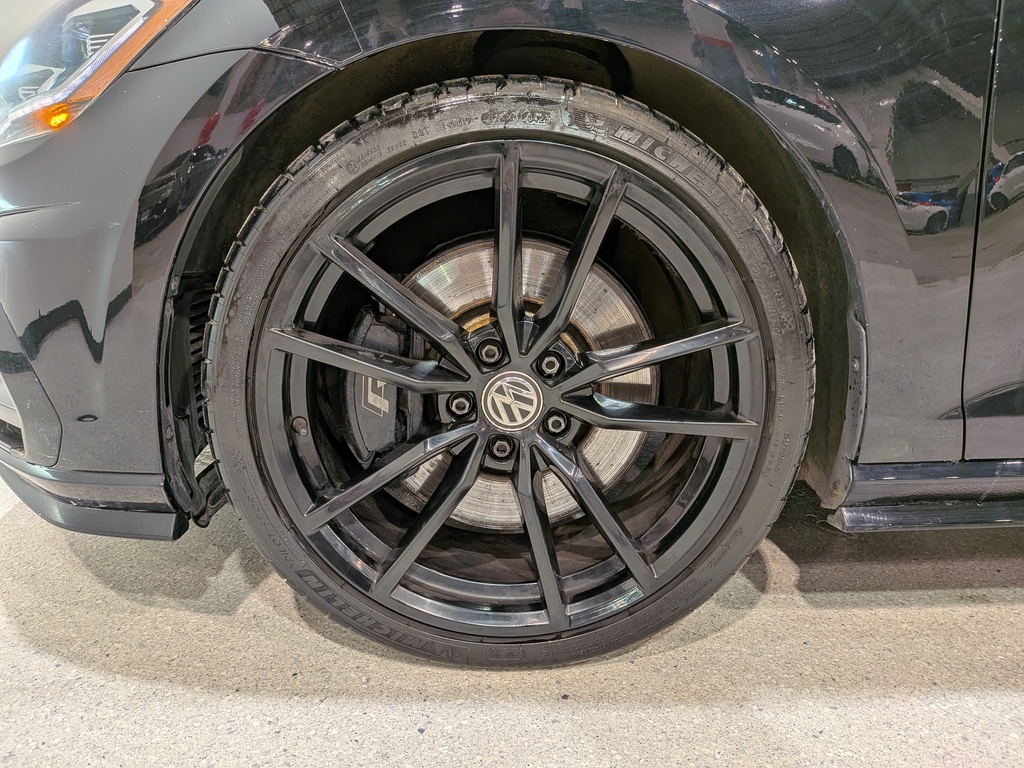 Volkswagen Golf R 2019