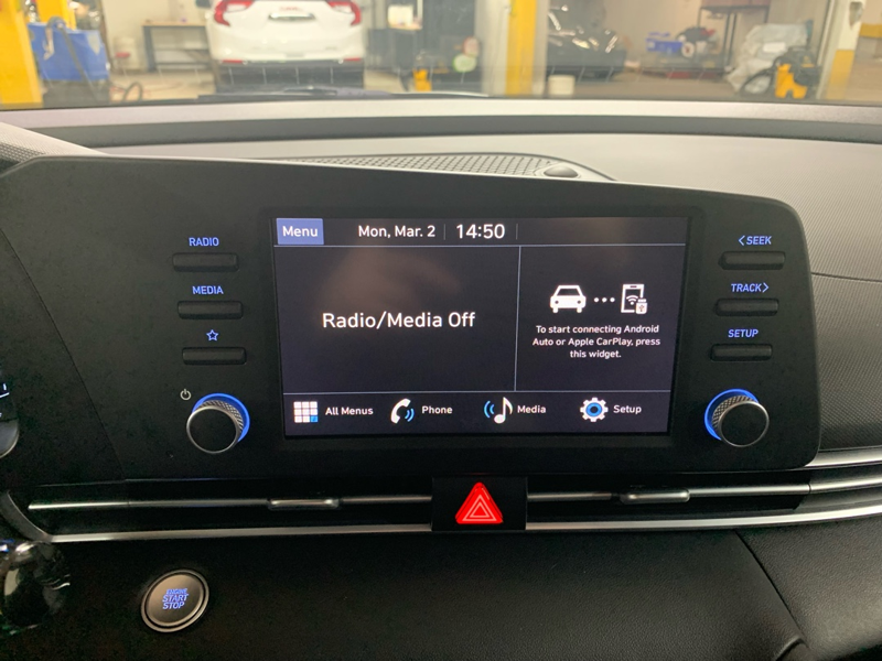 2025 Hyundai Elantra - Gallery image 22