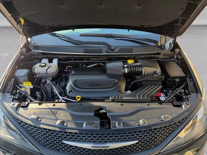 used 2024 Chrysler Grand Caravan car, priced at $33,918