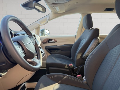 used 2024 Chrysler Grand Caravan car, priced at $33,918