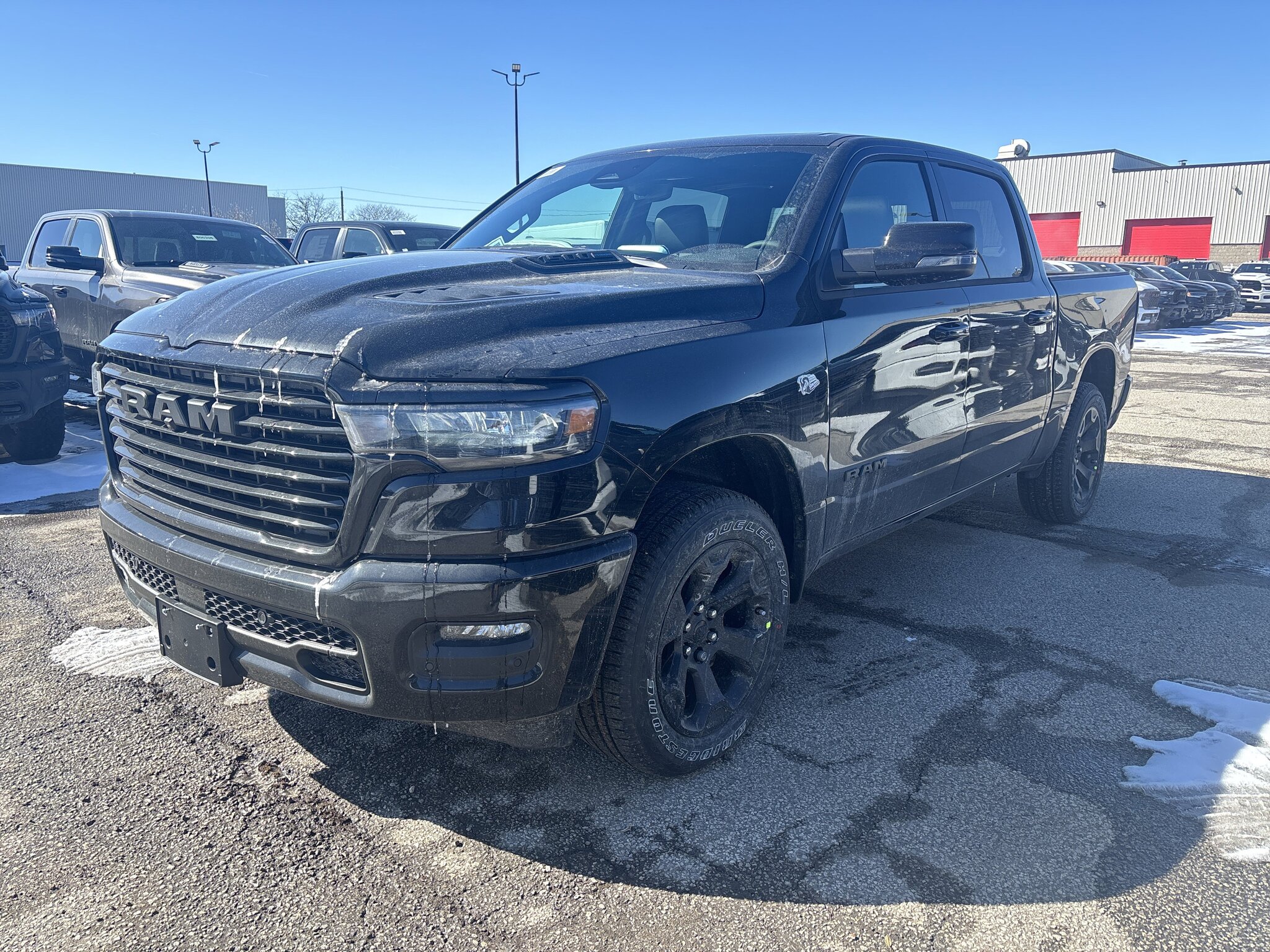 2026 RAM 1500 Sport 4x4 Crew Cab 5'7" Box Truck