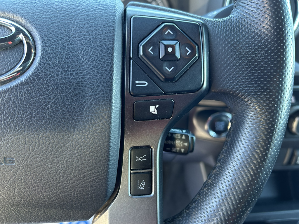 2019 Toyota Tacoma - Gallery image 15