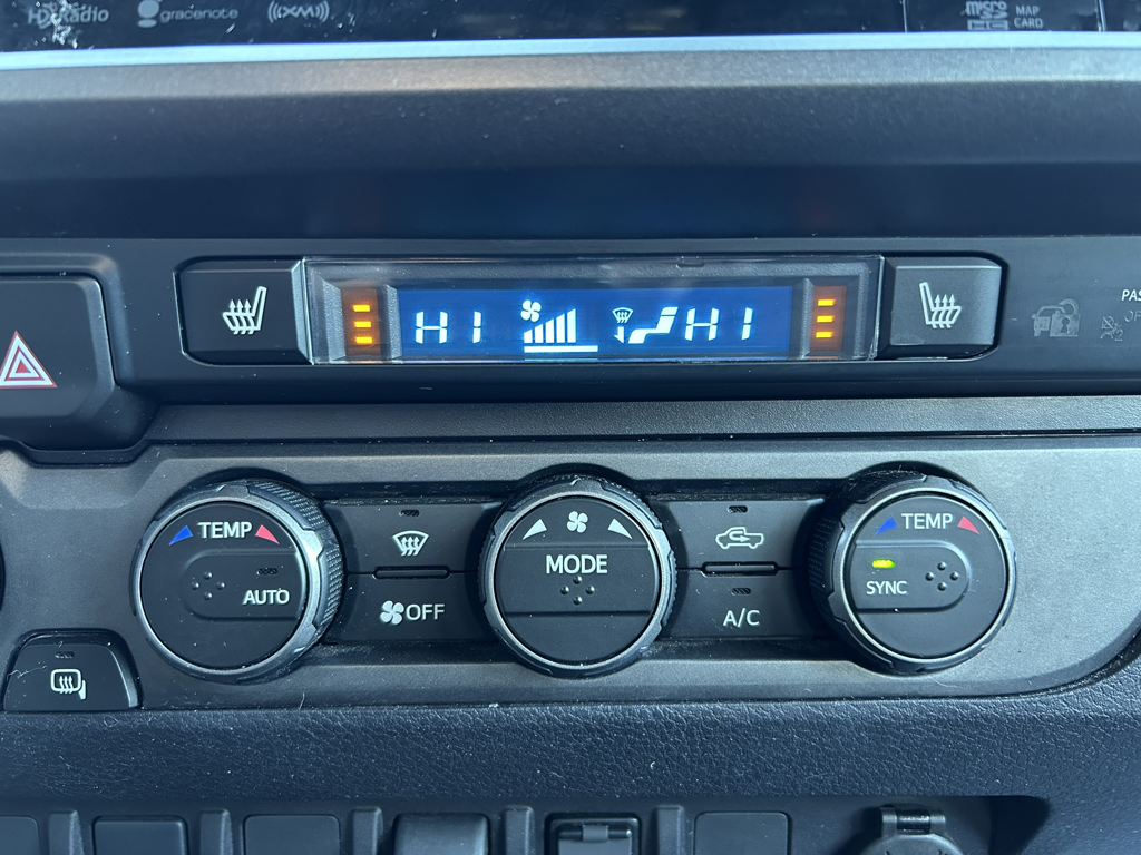 2019 Toyota Tacoma - Gallery image 21