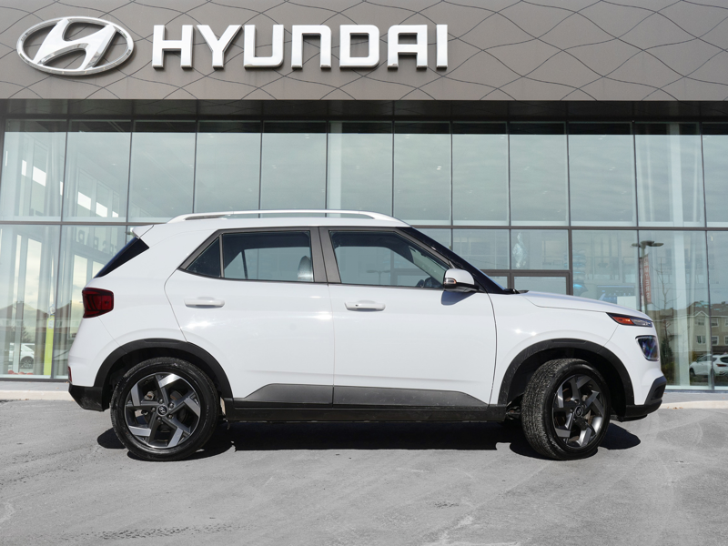 2021 Hyundai Venue - Gallery image 1