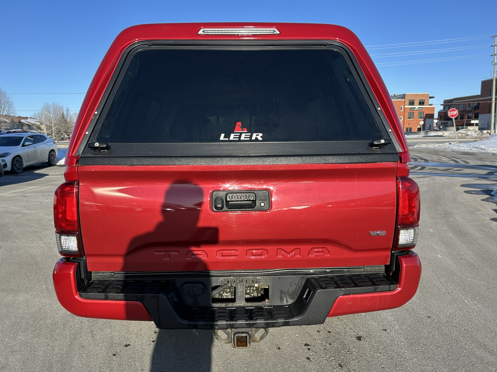 2019 Toyota Tacoma - Gallery image 5