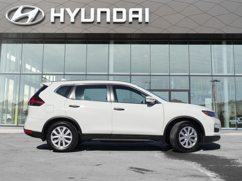 2017 Nissan Rogue - Gallery image 4