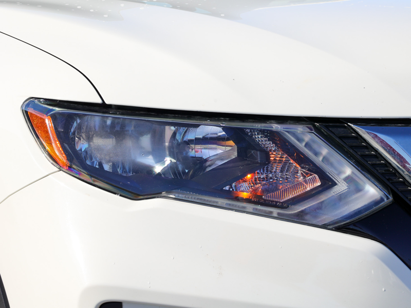 2017 Nissan Rogue - Gallery image 8