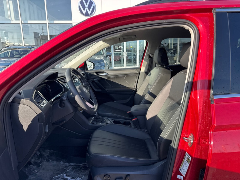 2024 Volkswagen Tiguan - Gallery image 12