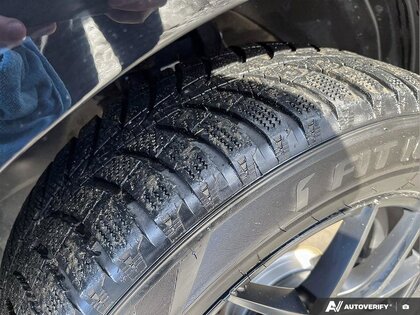 used 2022 Kia Sorento car, priced at $29,987