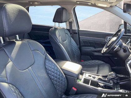 used 2022 Kia Sorento car, priced at $29,987