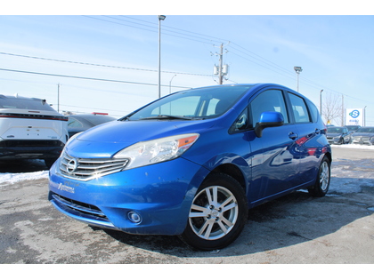 Blue 2014 Nissan Versa Note SV Hatchback Front-Wheel Drive Automatic