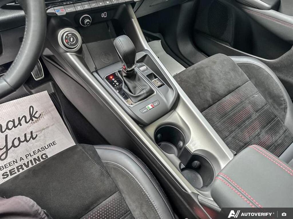 2024 Alfa Romeo Tonale EAWD (PHEV) Veloce, Vancouver, Cash