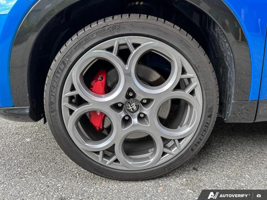 2024 Alfa Romeo Tonale EAWD (PHEV) Veloce, Vancouver, Cash