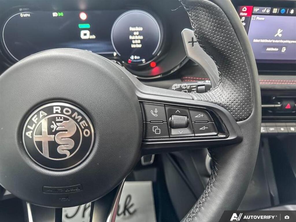 2024 Alfa Romeo Tonale EAWD (PHEV) Veloce, Vancouver, Cash