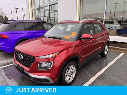 used 2024 Hyundai Venue car