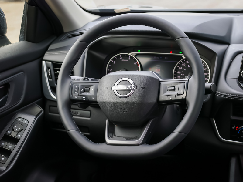 2025 Nissan Rogue - Gallery image 13