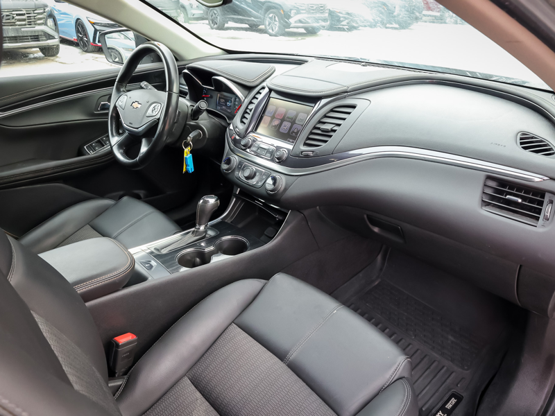 2017 Chevrolet Impala - Gallery image 10