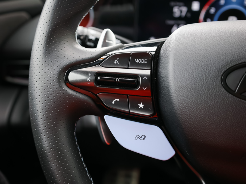 2025 Hyundai Elantra N - Gallery image 16
