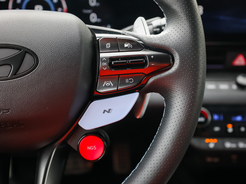 2025 Hyundai Elantra N - Gallery image 17