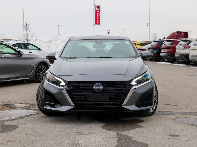 2025 Nissan Altima - Gallery image 1