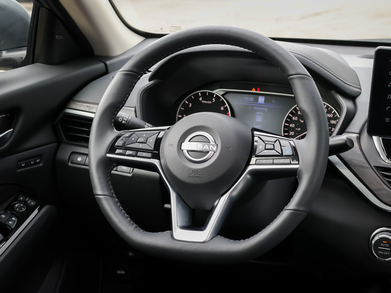 2025 Nissan Altima - Gallery image 13