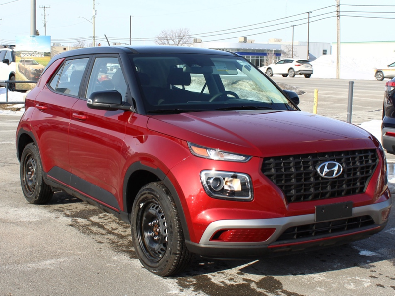 2024 Hyundai Venue - Gallery image 2