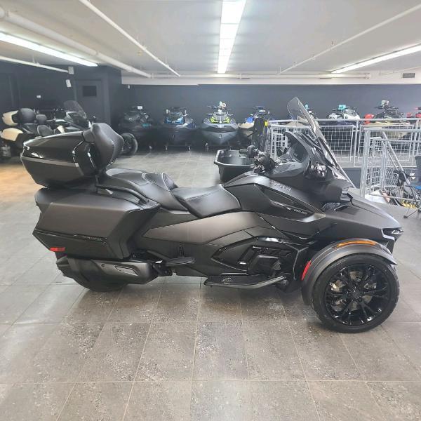 2025 Can-Am Spyder RT SE6 Limited