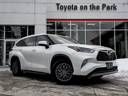 used 2022 Toyota Highlander car, priced at $44,995