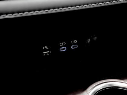 used 2022 Toyota Highlander car, priced at $44,995