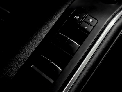 used 2022 Toyota Highlander car, priced at $44,995