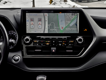 used 2022 Toyota Highlander car, priced at $44,995