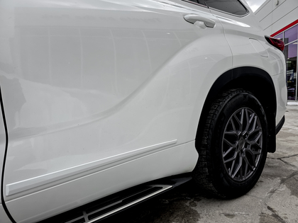 used 2022 Toyota Highlander car, priced at $44,995