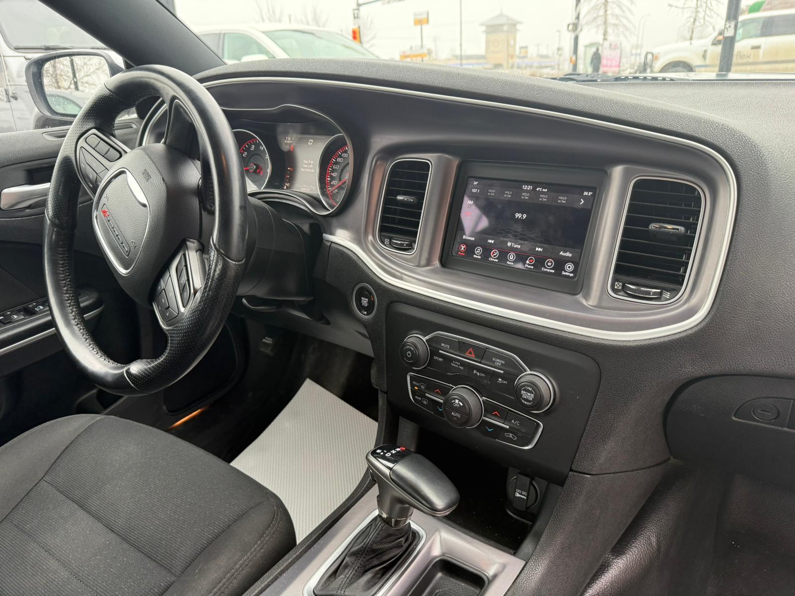 2020 Dodge Charger — view 11