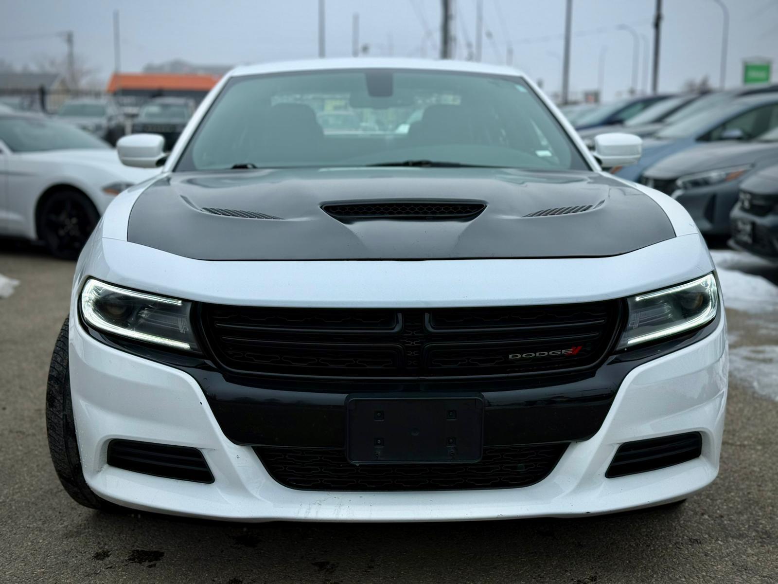2020 Dodge Charger — view 2