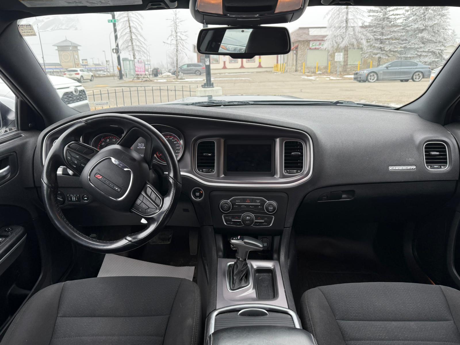 2020 Dodge Charger — view 12