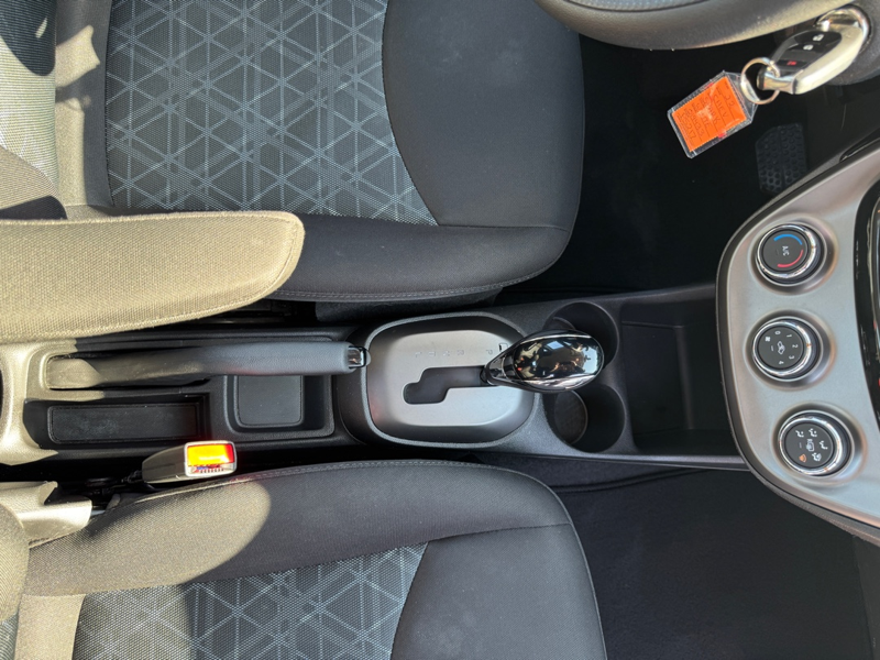 2022 Chevrolet Spark - Gallery image 15