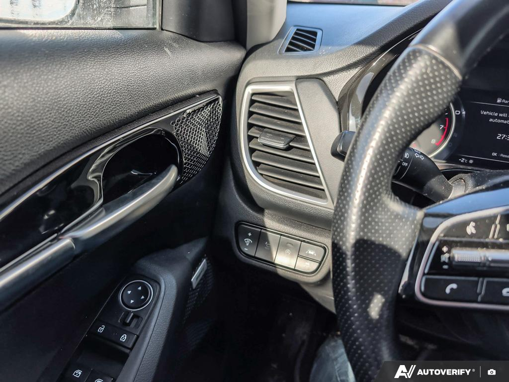 2022 Kia Seltos - Gallery image 16