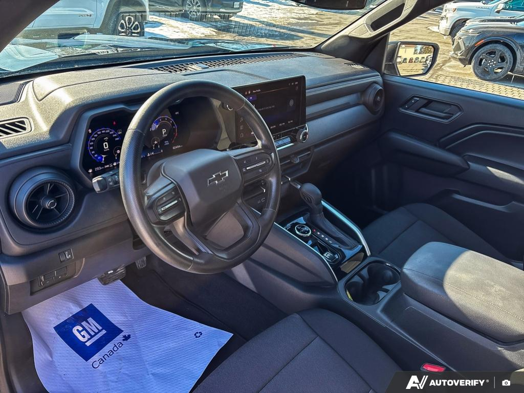 2024 Chevrolet Colorado - Gallery image 12