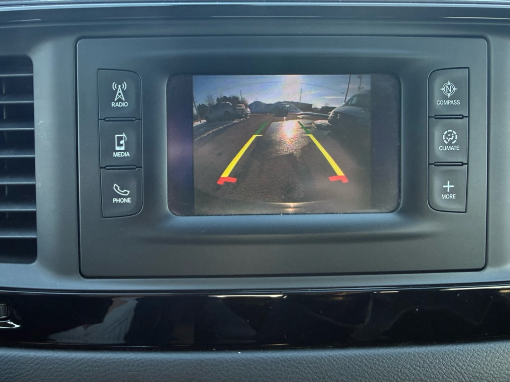 2017 Chrysler Pacifica - Gallery image 20