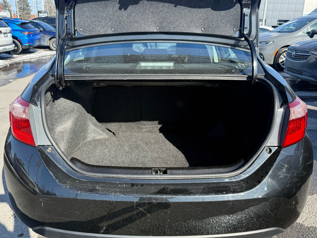 2019 Toyota Corolla - Gallery image 24