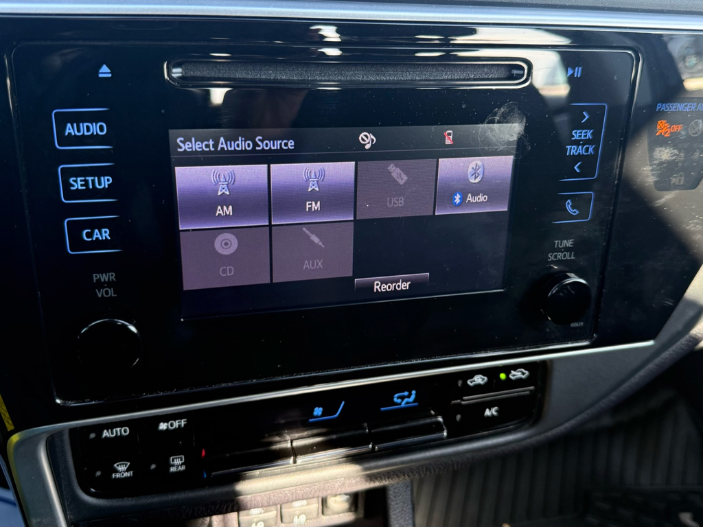 2019 Toyota Corolla - Gallery image 16