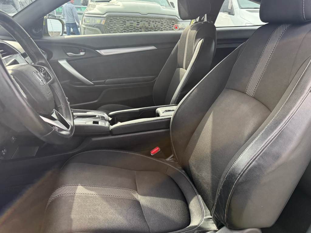 2019 Honda Civic Coupe - Gallery image 12